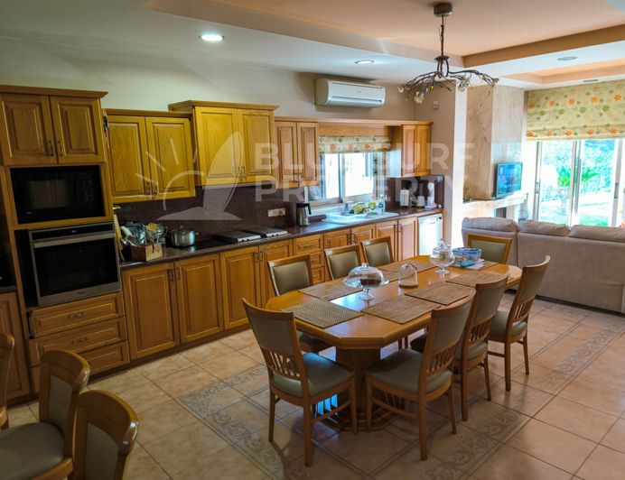 Image No.8-5 Bed Villa for sale