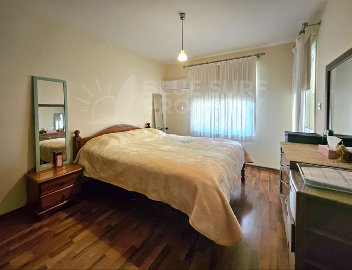 Image No.12-3 Bed Apartment for sale