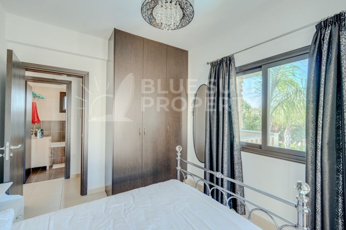 Image No.12-2 Bed Apartment for sale