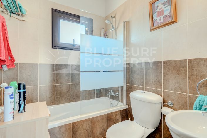 Image No.22-2 Bed Apartment for sale