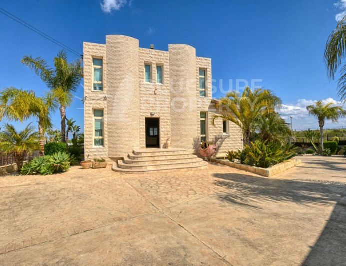 Image No.22-3 Bed Villa for sale