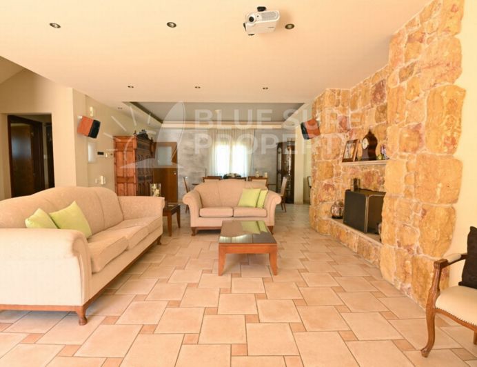 Image No.3-3 Bed Villa for sale