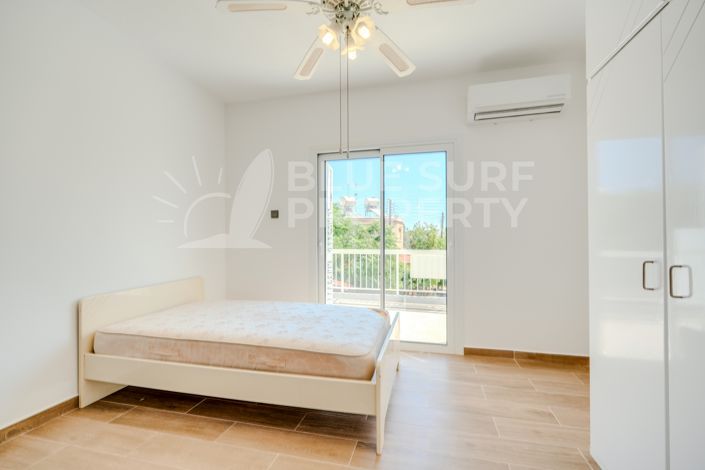 Image No.17-2 Bed Townhouse for sale