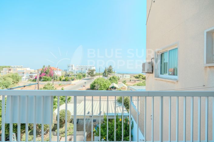 Image No.20-2 Bed Apartment for sale