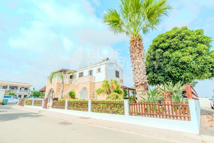 Image No.35-3 Bed Villa for sale