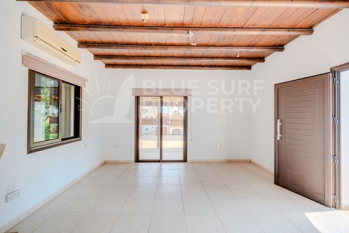 Image No.5-3 Bed Villa for sale
