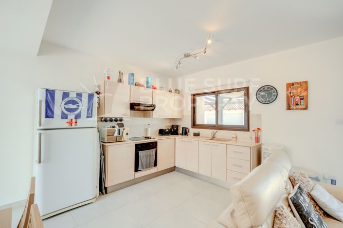 Image No.13-3 Bed Townhouse for sale