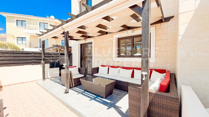 Image No.31-3 Bed Townhouse for sale
