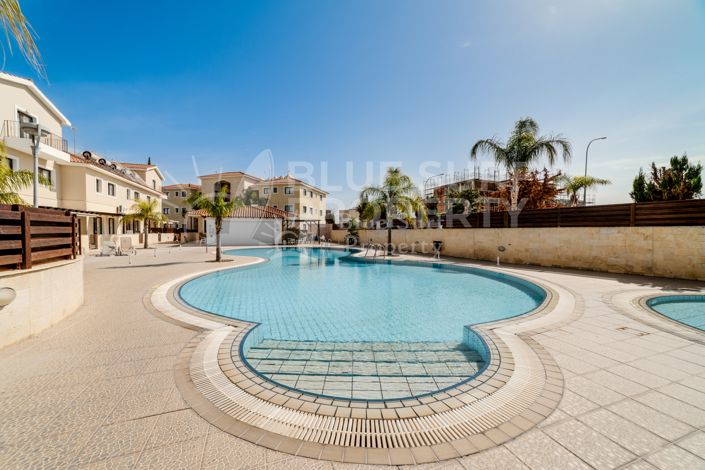 Image No.34-3 Bed Townhouse for sale