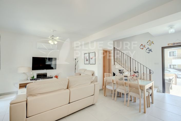 Image No.8-3 Bed Townhouse for sale