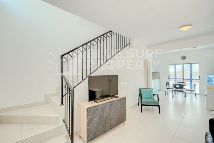 Image No.12-2 Bed Property for sale