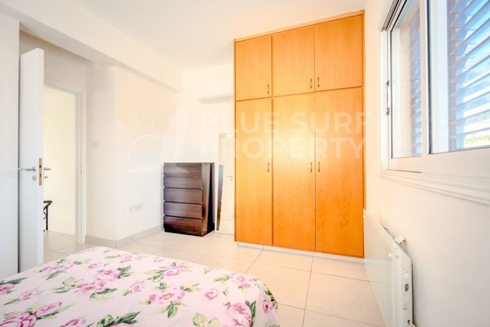 Image No.15-2 Bed Property for sale