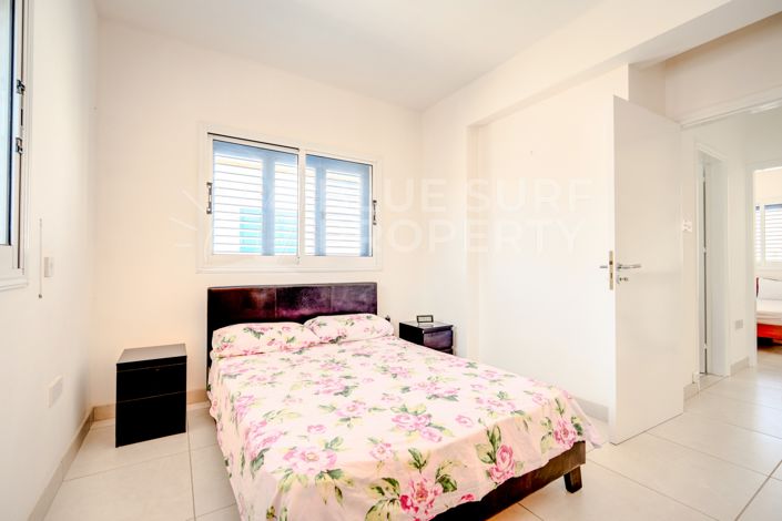 Image No.16-2 Bed Property for sale