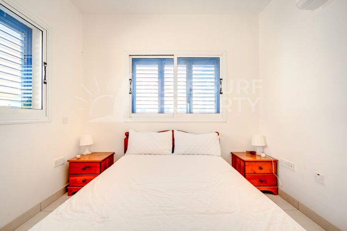Image No.20-2 Bed Property for sale