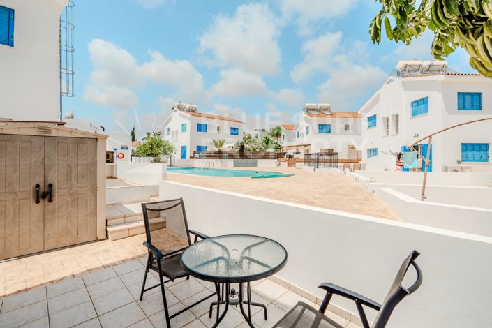 Image No.23-2 Bed Property for sale