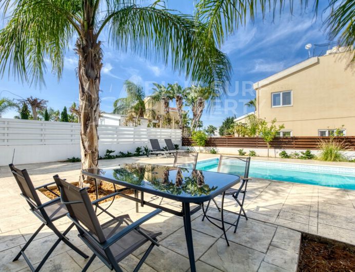 Image No.20-3 Bed Villa for sale