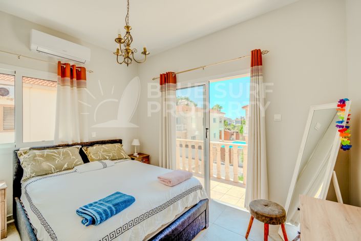 Image No.13-3 Bed Villa for sale