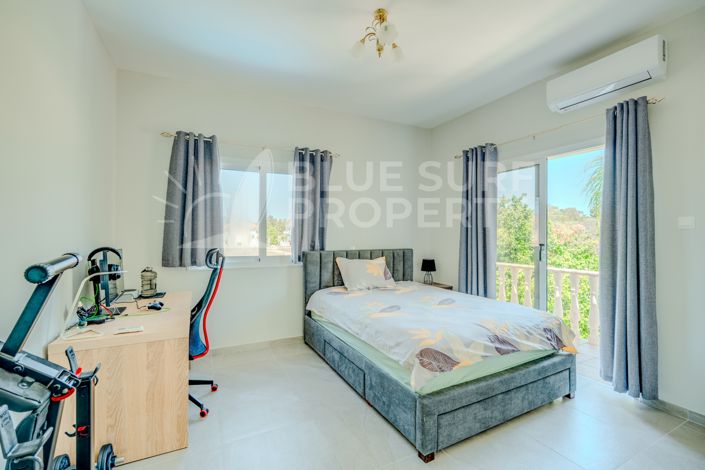 Image No.21-3 Bed Villa for sale