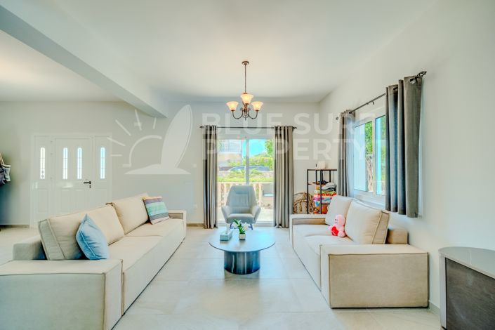 Image No.4-3 Bed Villa for sale