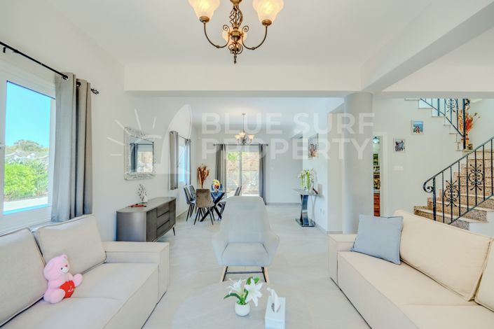 Image No.5-3 Bed Villa for sale