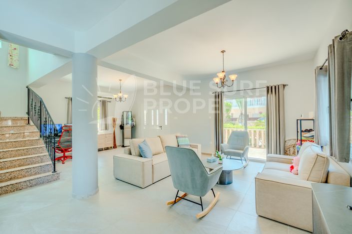 Image No.7-3 Bed Villa for sale