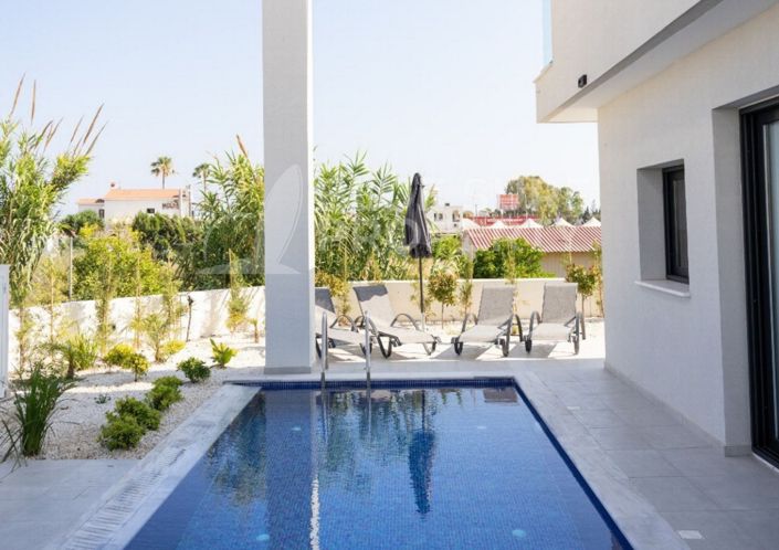 Image No.8-Villa de 4 chambres à vendre à Ayia Napa