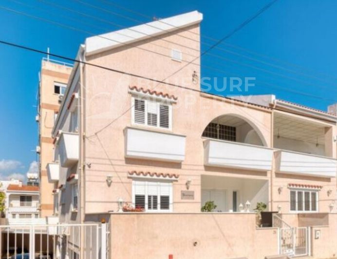 Image No.2-7 Bed Villa for sale