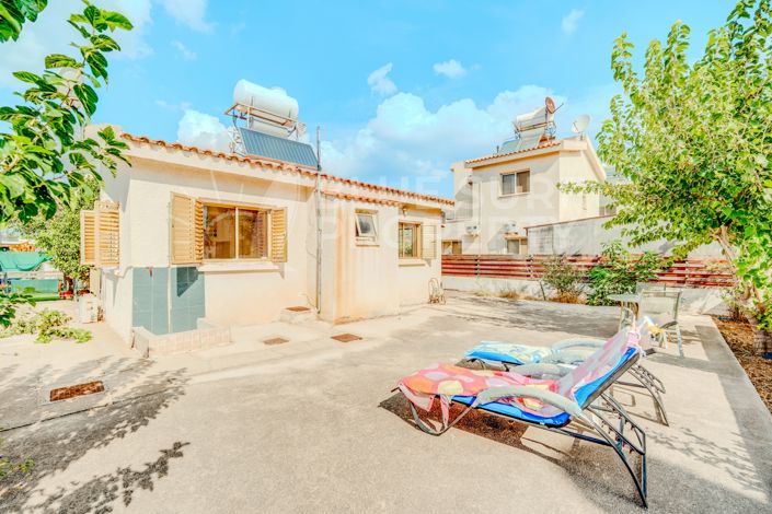 Image No.21-2 Bed Bungalow for sale