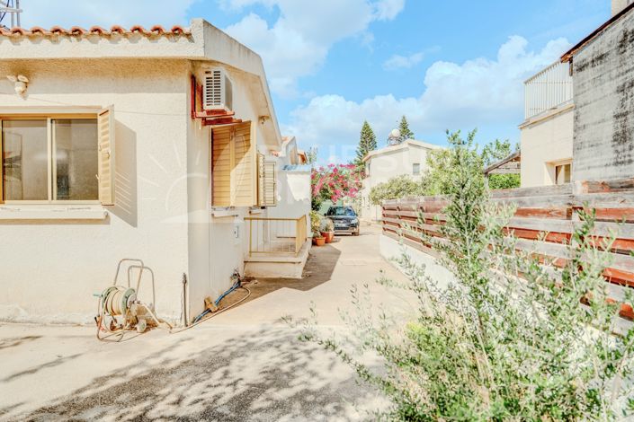 Image No.23-2 Bed Bungalow for sale