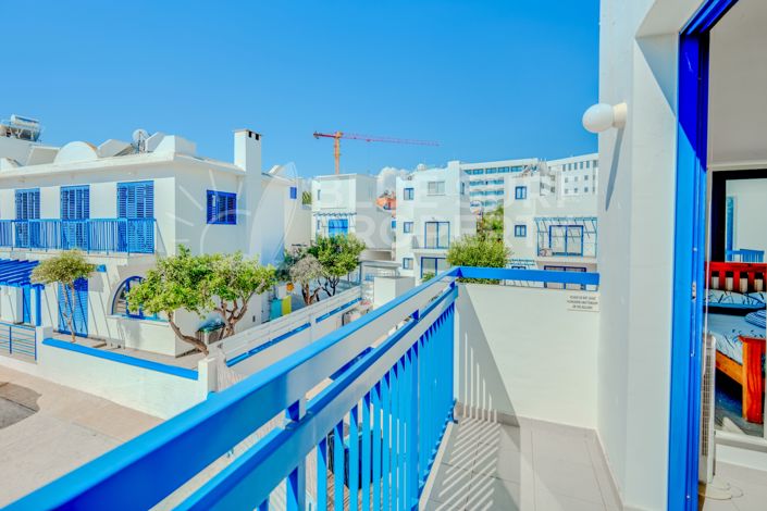 Image No.17-2 Bed Villa for sale