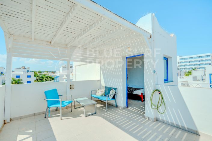 Image No.28-2 Bed Villa for sale