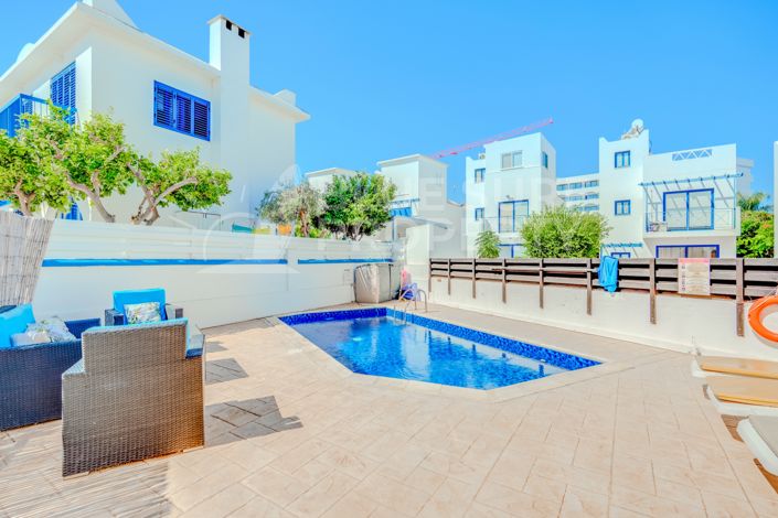 Image No.33-2 Bed Villa for sale