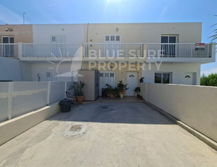 Image No.2-2 Bed Townhouse for sale