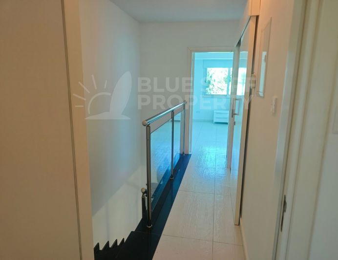Image No.15-2 Bed Townhouse for sale
