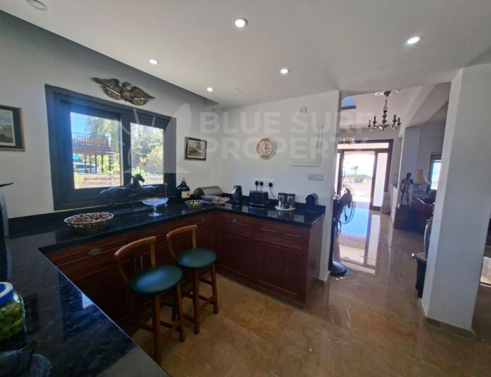Image No.8-3 Bed Villa for sale