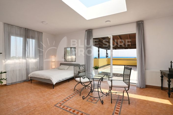 Image No.14-3 Bed Villa for sale