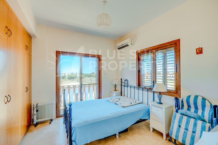 Image No.22-3 Bed Villa for sale