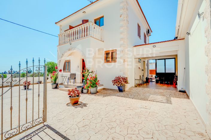 Image No.36-3 Bed Villa for sale