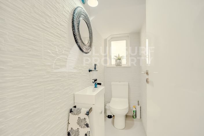 Image No.11-4 Bed Villa for sale