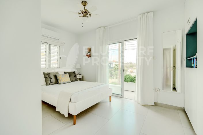 Image No.20-4 Bed Villa for sale