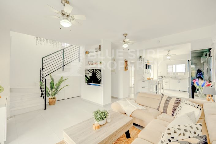 Image No.4-4 Bed Villa for sale