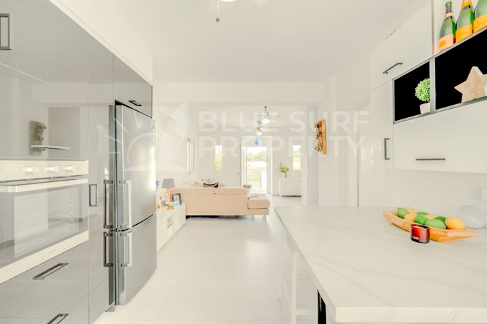 Image No.9-4 Bed Villa for sale