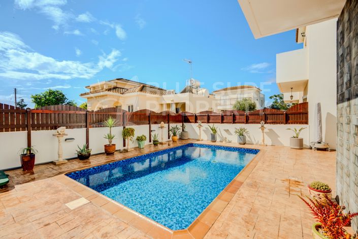 Image No.34-3 Bed Villa for sale