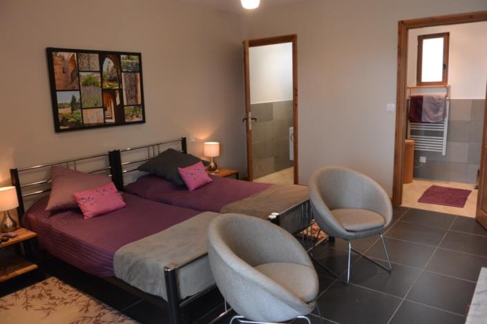 Image No.11-9 Bed Country Property for sale