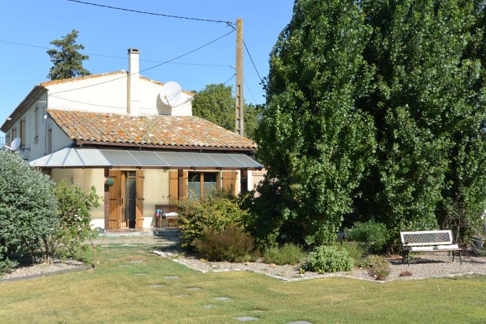 Image No.2-9 Bed Country Property for sale