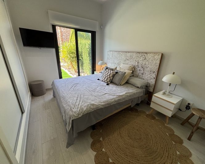 Image No.12-2 Bed Apartment for sale