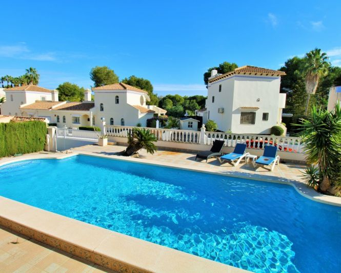 Image No.3-3 Bed Villa for sale