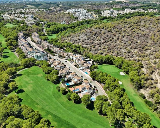 Image No.33-3 Bed Villa for sale