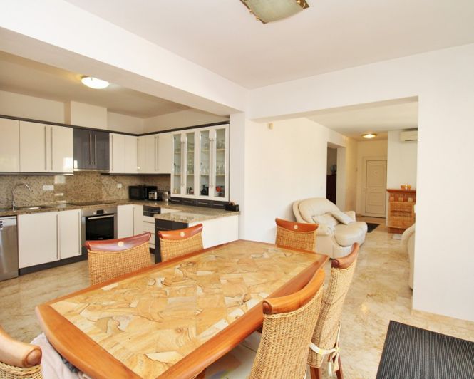 Image No.8-3 Bed Villa for sale