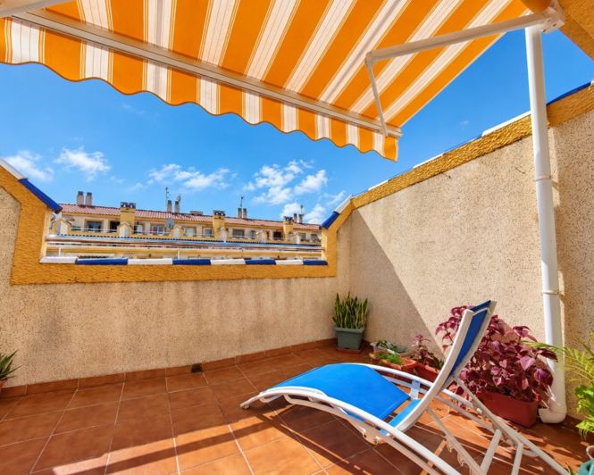 Image No.23-3 Bed Townhouse for sale